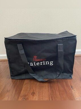 Chick Fil A Catering Tote Bag L22 x W12 x H14 Large Handles Lightweight Zippered